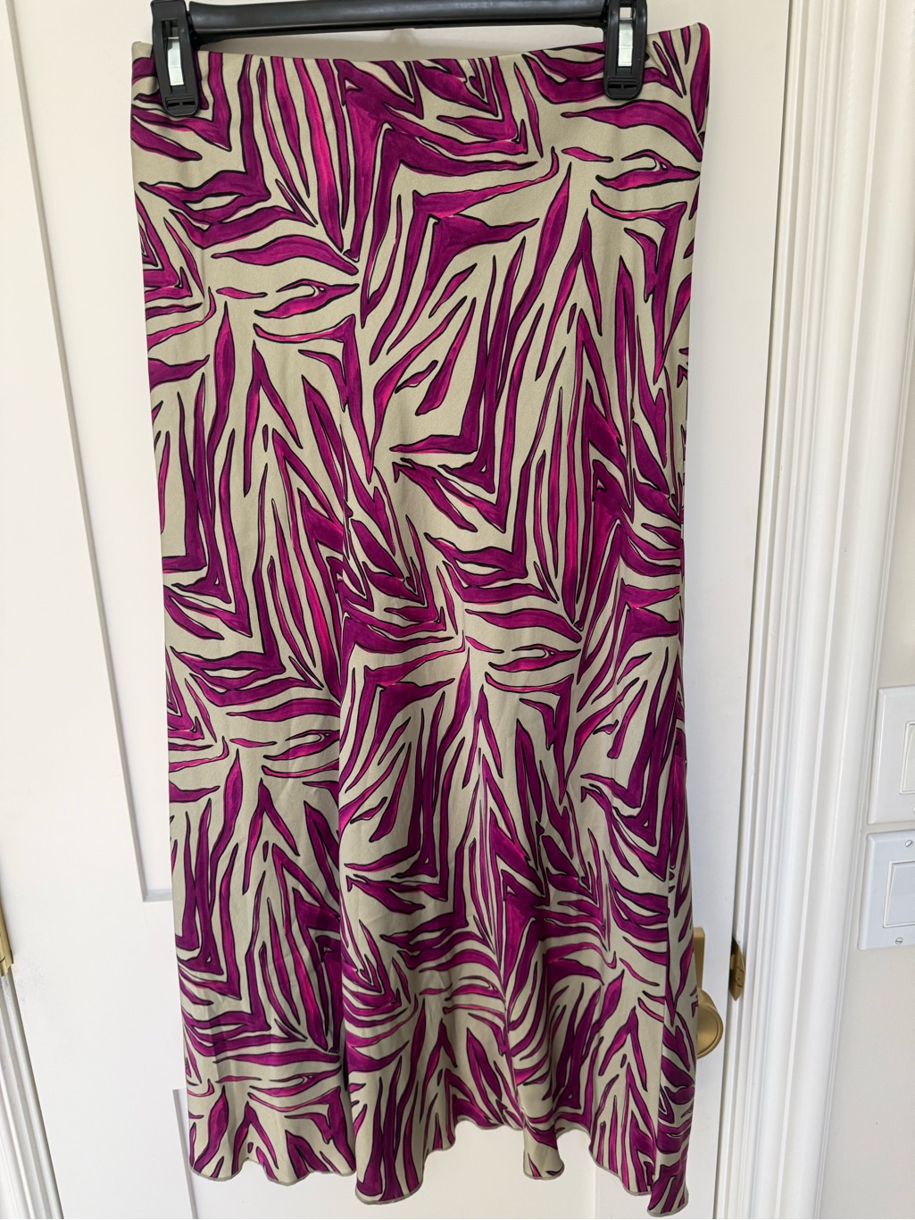 Fifteen Twenty Pink And Cream Printed Skirt!